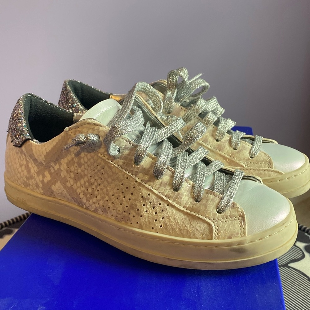 P448 Sneakers